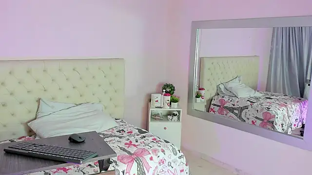 kiity horny  online show from 02/19/26, 12:57