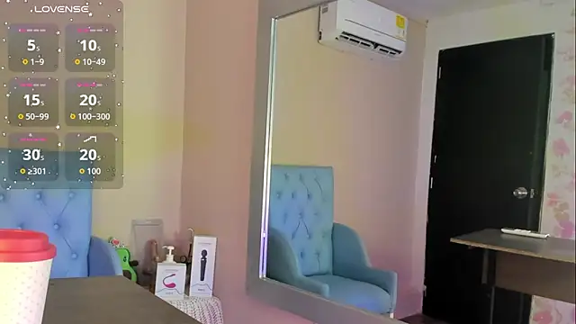 kiity horny  online show from 04/14/26, 12:54