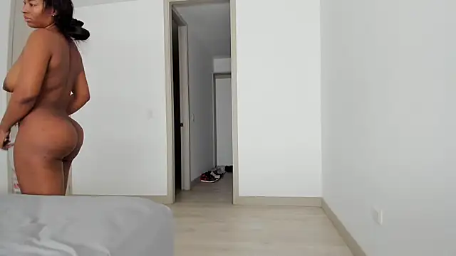 Snapshot of Meganbelford1 chatting on 02/24/26, 02:07 Meganbelford1 online show from 02/24/26, 02:07