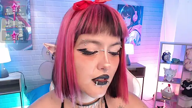 Snapshot of lil_candy77 chatting on 06/27/26, 12:11 lil candy77 online show from 06/27/26, 12:11
