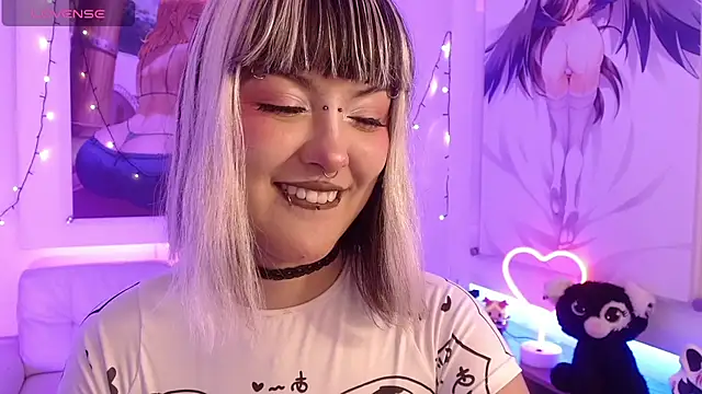 Snapshot of lil_candy77 chatting on 01/17/26, 12:09 lil candy77 online show from 01/17/26, 12:09