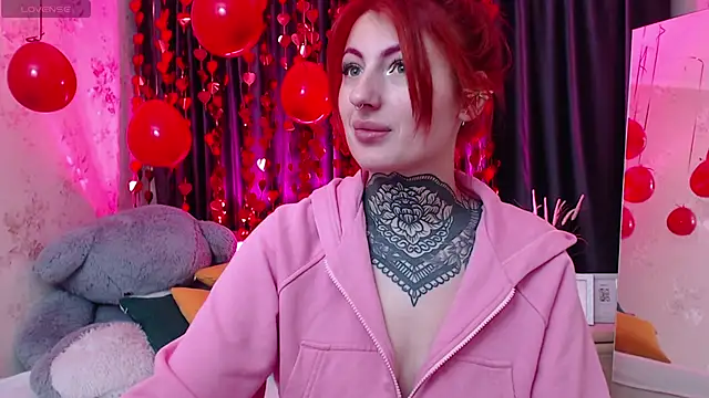 Nina Blum  online show from 02/13/26, 06:46