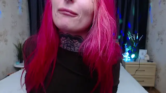 Nina Blum  online show from 11/06/25, 06:17