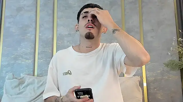 NikoStone  online show from 12/21/25, 04:36