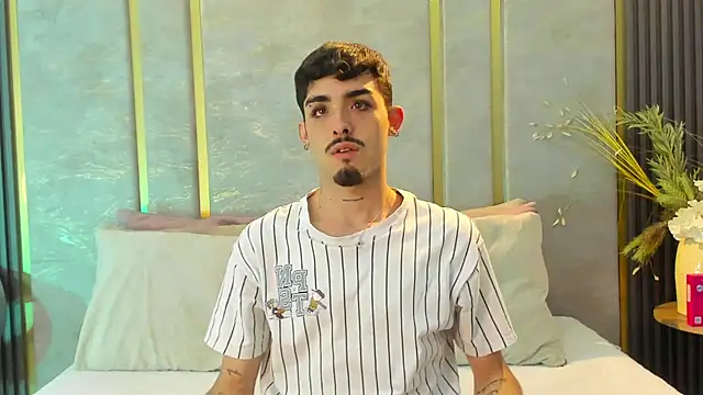 NikoStone  online show from 10/04/25, 05:09