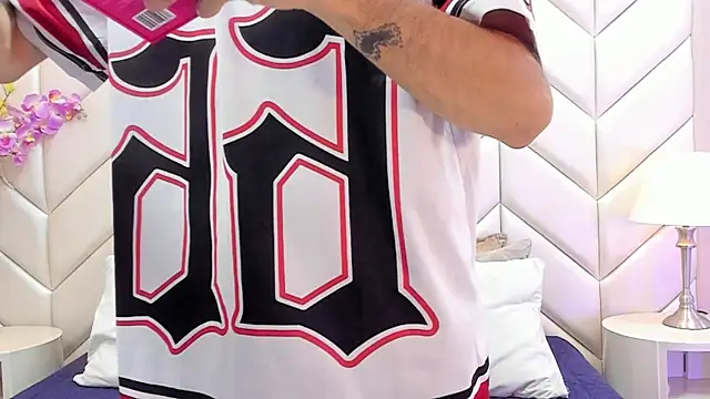 NikoStone  online show from 09/19/25, 04:05