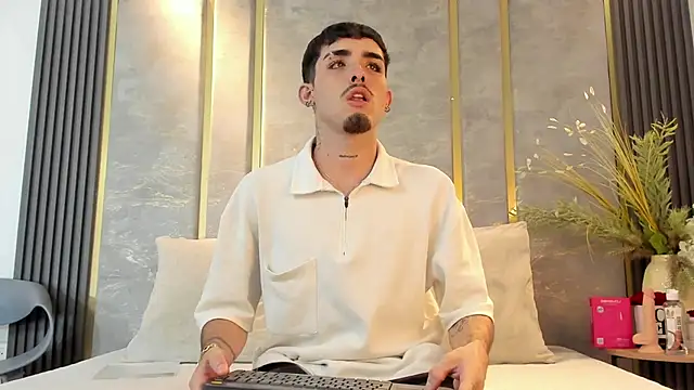 NikoStone  online show from 12/23/25, 01:16