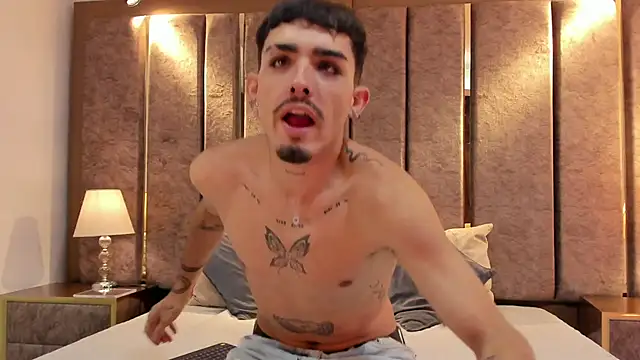 NikoStone  online show from 11/29/25, 04:12