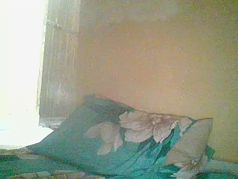 Snapshot of IndianSinsGlow chatting on 10/10/25, 11:05 IndianSinsGlow online show from 10/10/25, 11:05