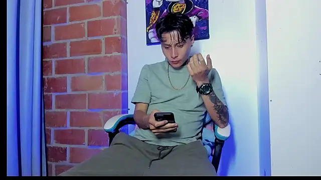 anaximandro hot online show from 04/04/26, 03:46