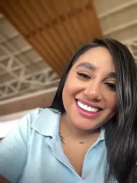 Sophie Dreamss online show from 10/23/25, 08:07