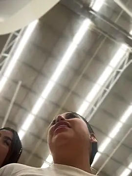 Sophie Dreamss online show from 12/21/25, 05:47