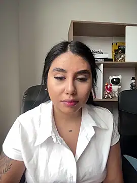 Sophie Dreamss online show from 03/20/26, 08:21