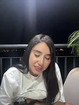 Snapshot of Sophie_Dreamss chatting on 06/14/26, 02:24 Sophie Dreamss online show from 06/14/26, 02:24