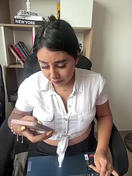 Sophie Dreamss online show from 02/19/26, 06:49