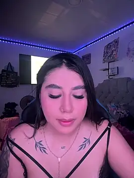 Sophie Dreamss online show from 10/25/25, 08:42