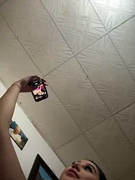 Sophie Dreamss online show from 11/07/25, 08:02