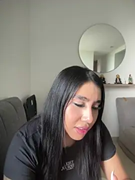 Sophie Dreamss online show from 04/06/26, 09:16