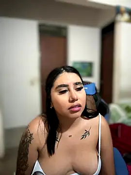 Sophie Dreamss online show from 11/21/25, 08:52