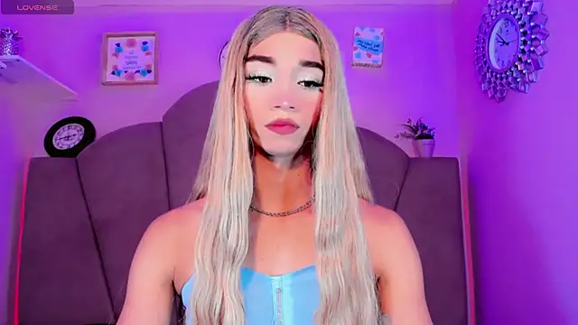 Nauthy girl online show from 10/09/25, 12:38