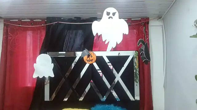canelasexy 1 online show from 10/10/25, 08:20