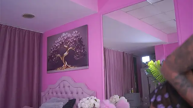 Snapshot of AishaaDevoe chatting on 04/04/26, 06:58 AishaaDevoe online show from 04/04/26, 06:58