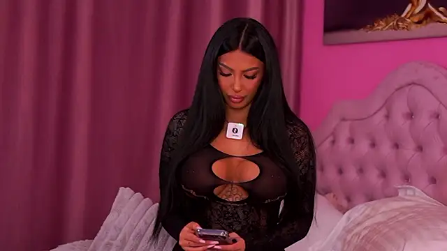 Snapshot of AishaaDevoe chatting on 02/18/26, 07:32 AishaaDevoe online show from 02/18/26, 07:32