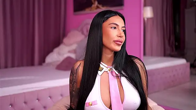 Snapshot of AishaaDevoe chatting on 03/21/26, 08:02 AishaaDevoe online show from 03/21/26, 08:02