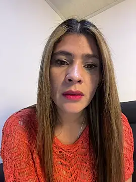 Skarlett 12  online show from 10/26/25, 11:10