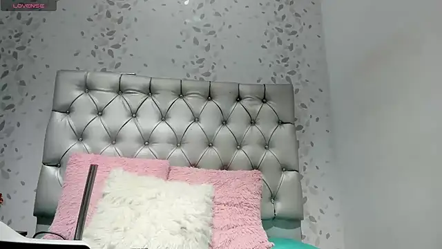 michelle perla online show from 11/12/25, 06:45