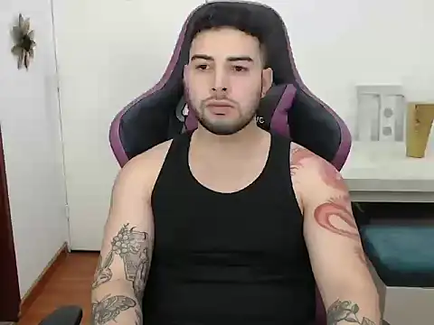 baby mateo online show from 12/01/25, 10:43