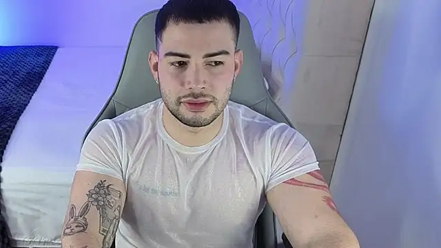 Snapshot of baby_mateo chatting on 05/24/26, 12:10 baby mateo online show from 05/24/26, 12:10