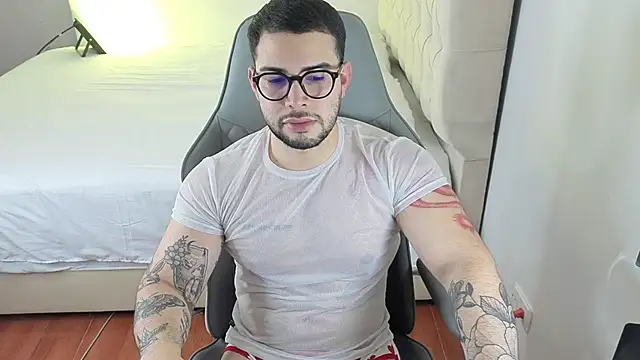 Snapshot of baby_mateo chatting on 06/19/26, 11:42 baby mateo online show from 06/19/26, 11:42