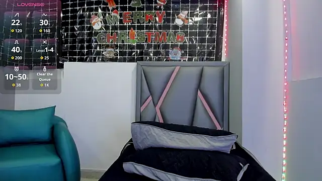 Sofia villareal online show from 12/04/25, 12:15