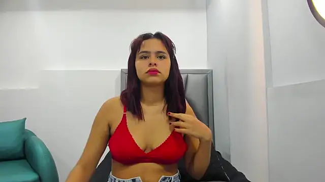 Sofia villareal online show from 10/07/25, 11:44