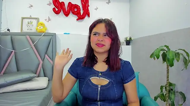 Sofia villareal online show from 02/17/26, 12:46