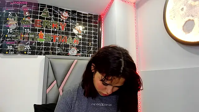 Sofia villareal online show from 12/05/25, 12:26