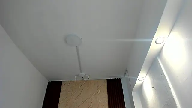 Thais kim online show from 10/23/25, 12:37