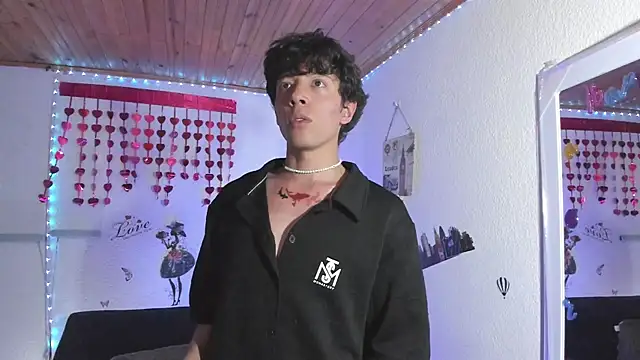 Dani Lips  online show from 09/15/25, 09:04