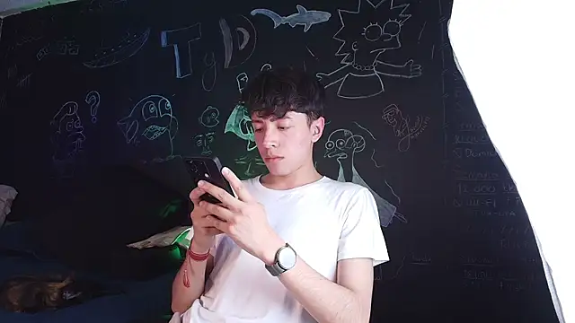 Dani Lips  online show from 03/06/26, 11:00