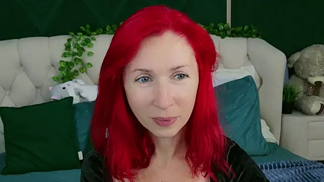 Snapshot of Sofia_Lix chatting on 09/16/25, 04:08 Sofia Lix online show from 09/16/25, 04:08