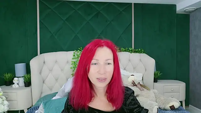 Snapshot of Sofia_Lix chatting on 09/18/25, 04:54 Sofia Lix online show from 09/18/25, 04:54