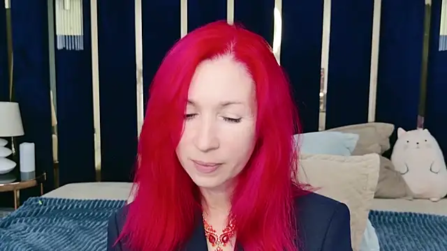 Sofia Lix online show from 11/10/25, 04:23