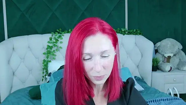 Snapshot of Sofia_Lix chatting on 09/15/25, 09:15 Sofia Lix online show from 09/15/25, 09:15