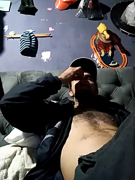 hairy mannn online show from 12/02/25, 01:50