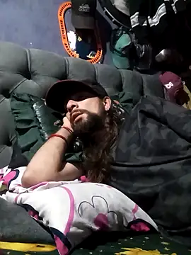 Snapshot of hairy_mannn chatting on 02/08/26, 03:26 hairy mannn online show from 02/08/26, 03:26