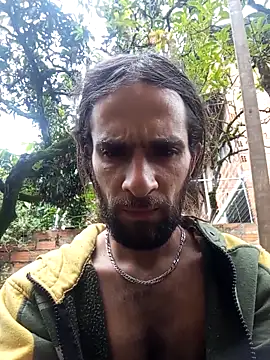 Snapshot of hairy_mannn chatting on 01/06/26, 01:37 hairy mannn online show from 01/06/26, 01:37