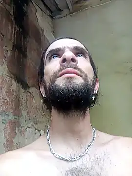 Snapshot of hairy_mannn chatting on 01/10/26, 12:44 hairy mannn online show from 01/10/26, 12:44