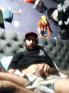 hairy mannn online show from 10/13/25, 04:14