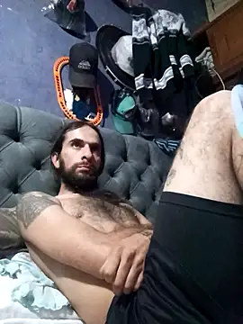 Snapshot of hairy_mannn chatting on 01/11/26, 02:24 hairy mannn online show from 01/11/26, 02:24